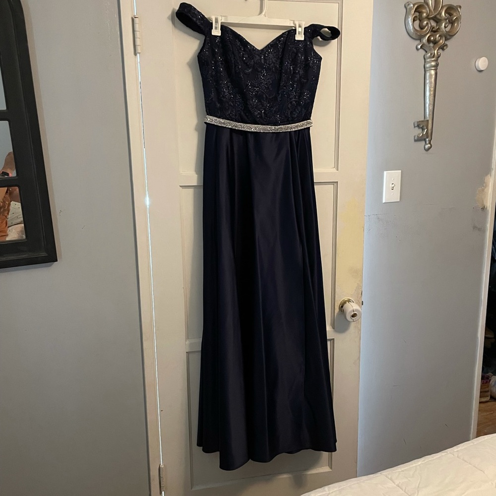 Navy blue gown large